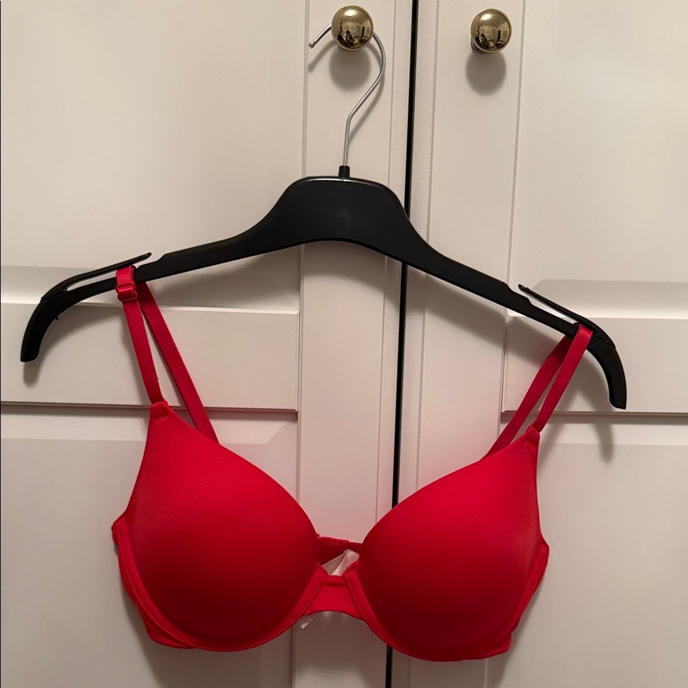 Victoria's Secret Red Push-up Bra